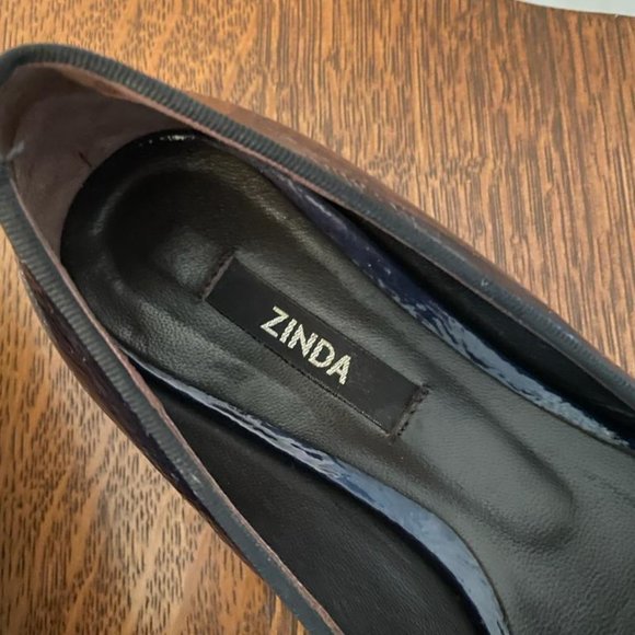 Zinda Patent Leather Flats - Picture 2 of 6